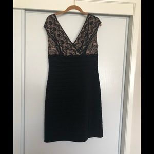Adrianna Papell sz 14 sexy tan & black lace dress